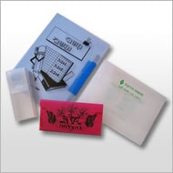 תיקי מעטפה קשיחים ורכים